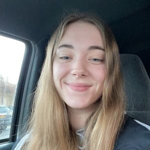 Meet your Posher, Annie